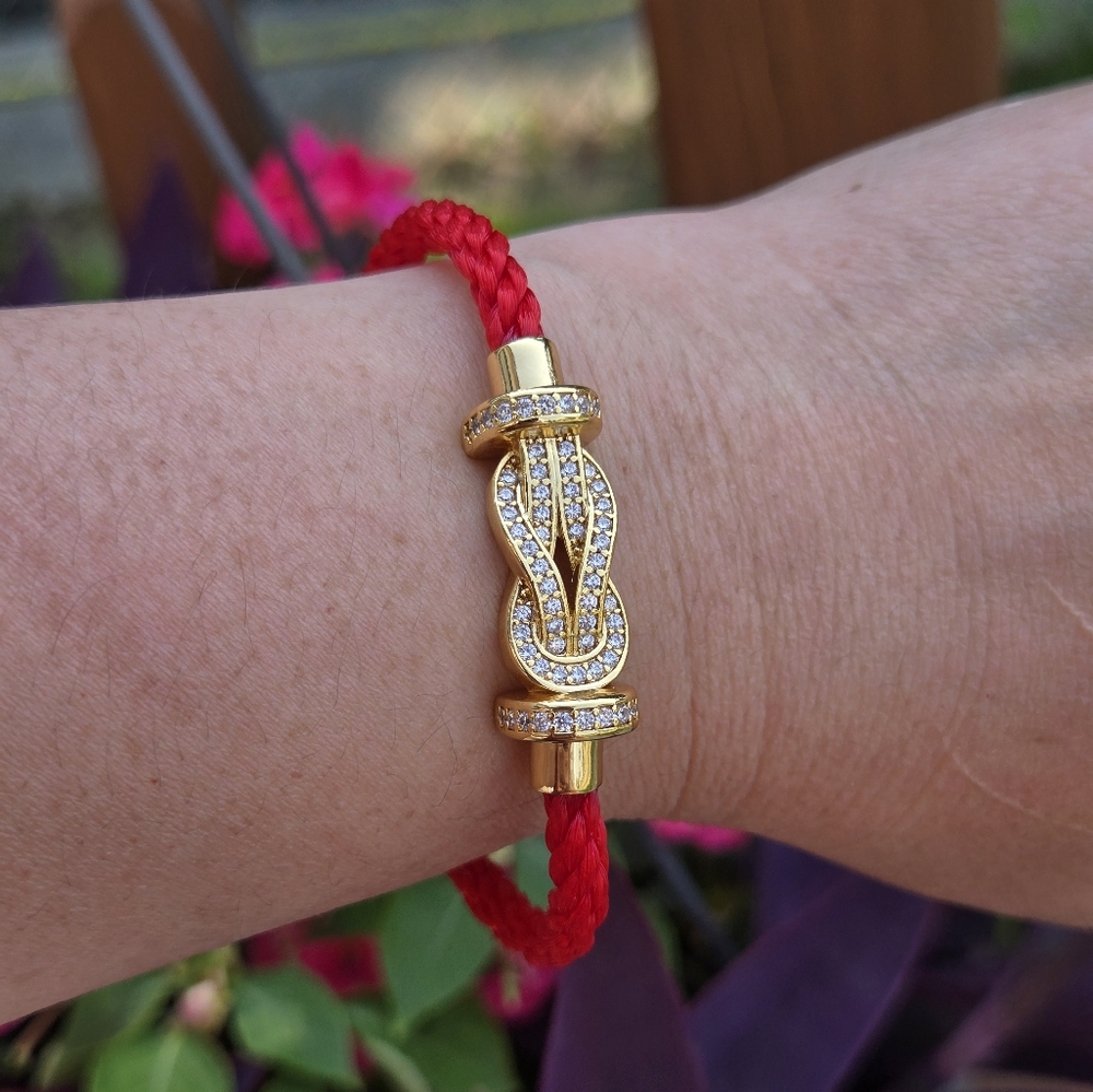 infinity red bracelet *new - Picture 3 of 9